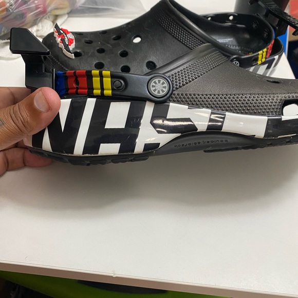 Crocs x NASCAR clog - Picture 7 of 9